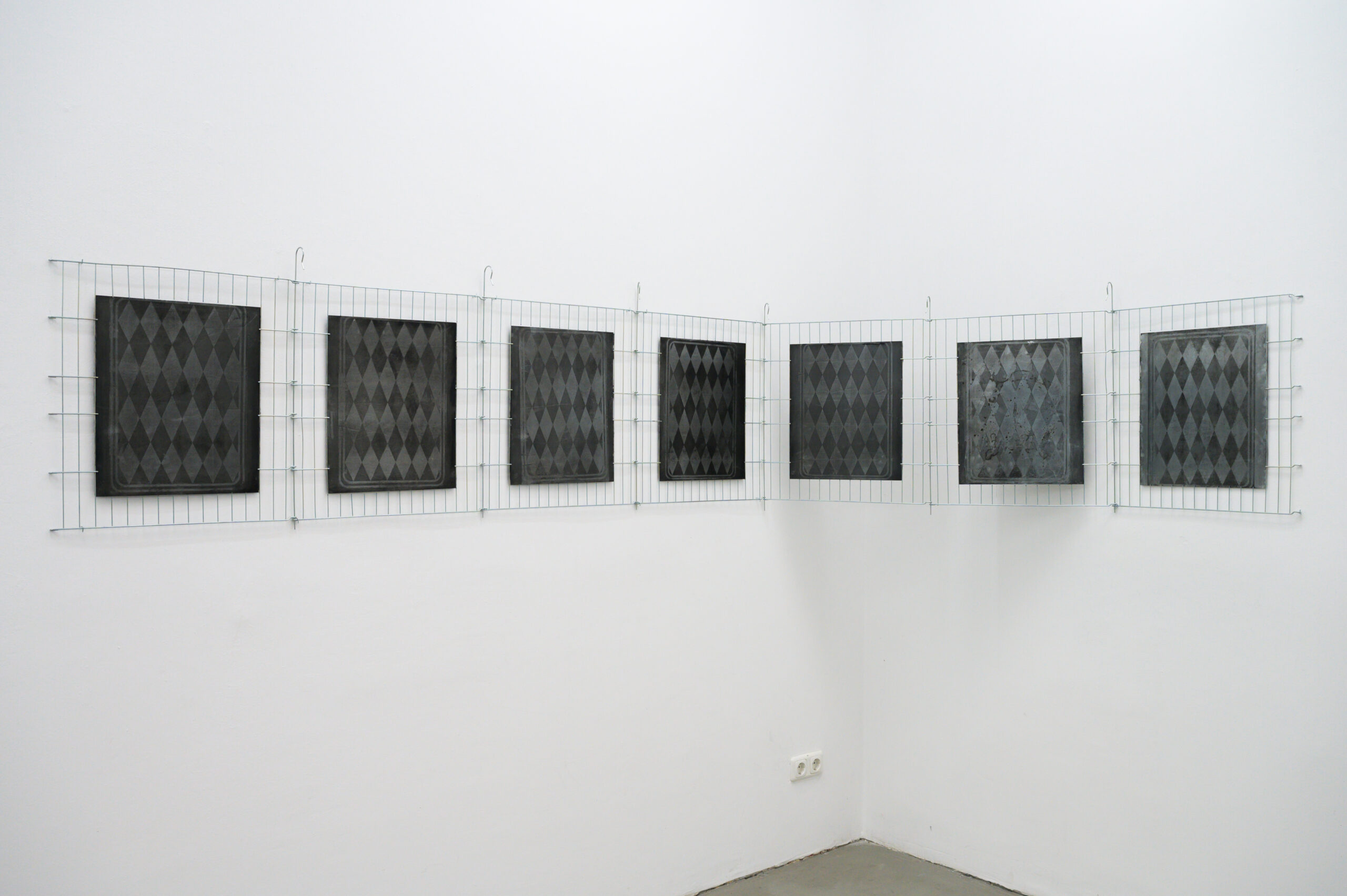 „Almost Finished“ Ausstellung von Aron Schmidtke und Jamin Pamin im Superraum Dortmund.