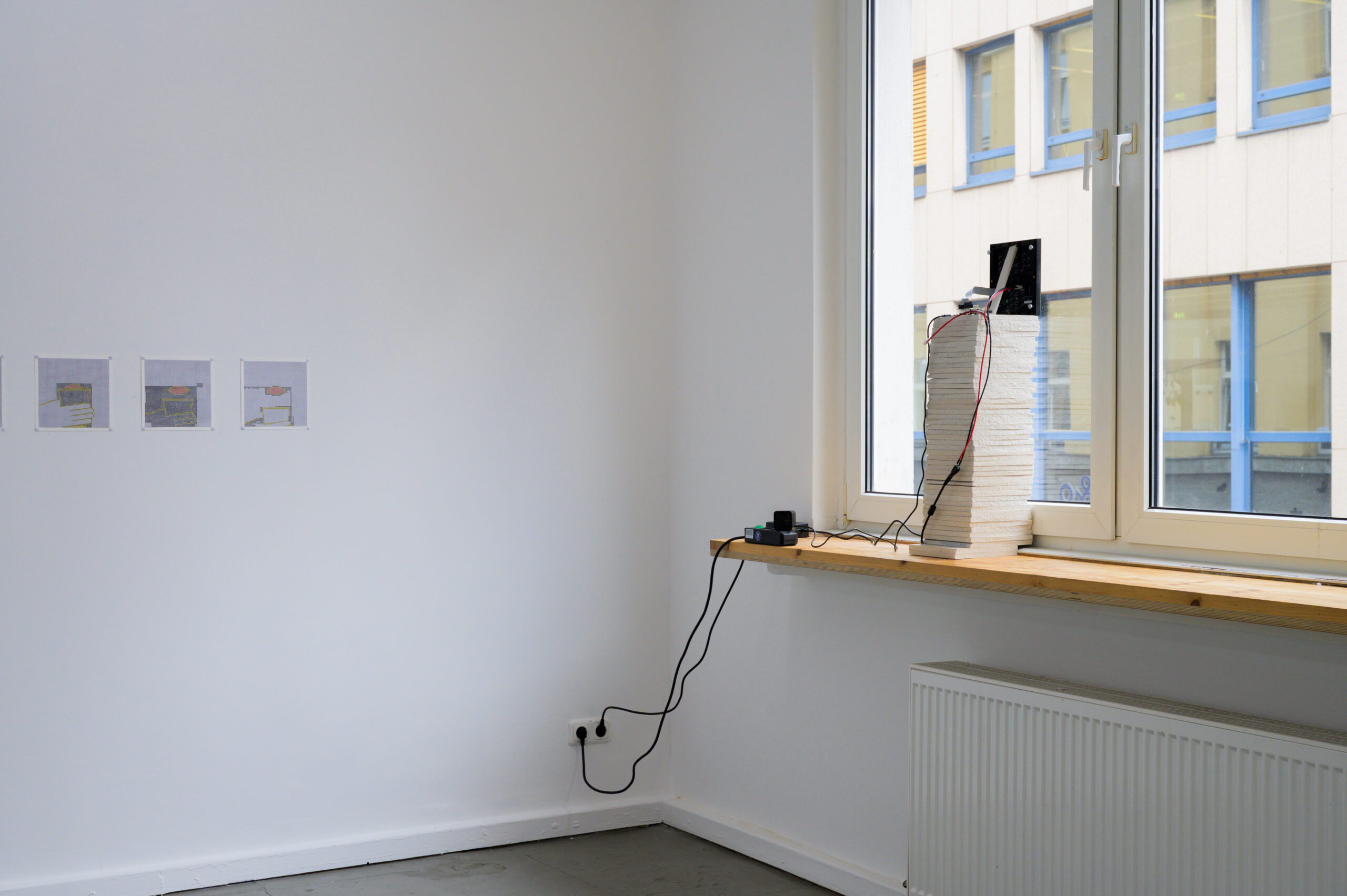 „Almost Finished“ Ausstellung von Aron Schmidtke und Jamin Pamin im Superraum Dortmund.